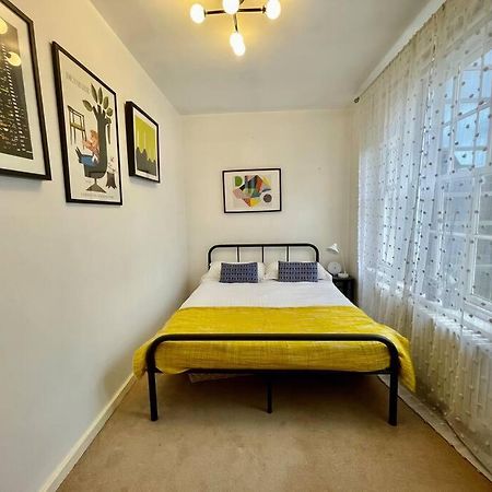 Gorgeous 2 Bedroom Apartment Edge Of Cabot Circus บริสตอล ภายนอก รูปภาพ