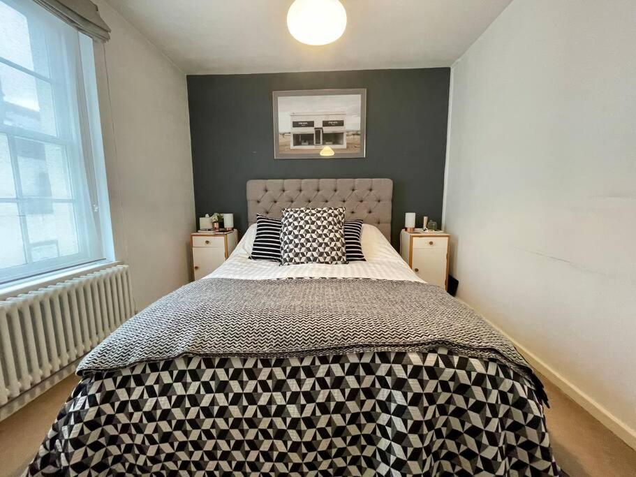 Gorgeous 2 Bedroom Apartment Edge Of Cabot Circus บริสตอล ภายนอก รูปภาพ