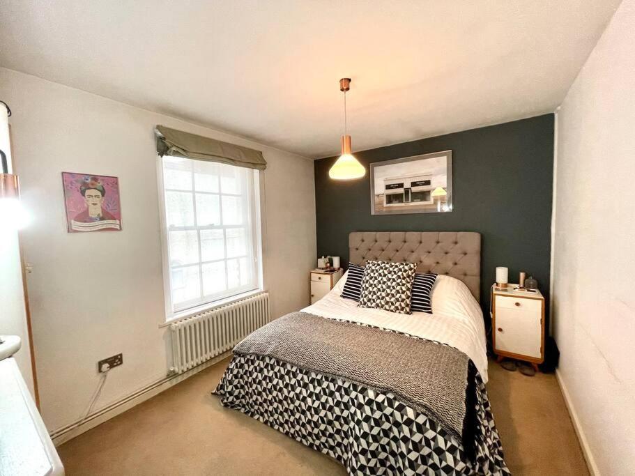 Gorgeous 2 Bedroom Apartment Edge Of Cabot Circus บริสตอล ภายนอก รูปภาพ
